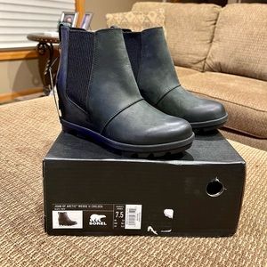 Sorel Joan Of Arctic Wedge II Chelsea Black Size 7.5 New In Box